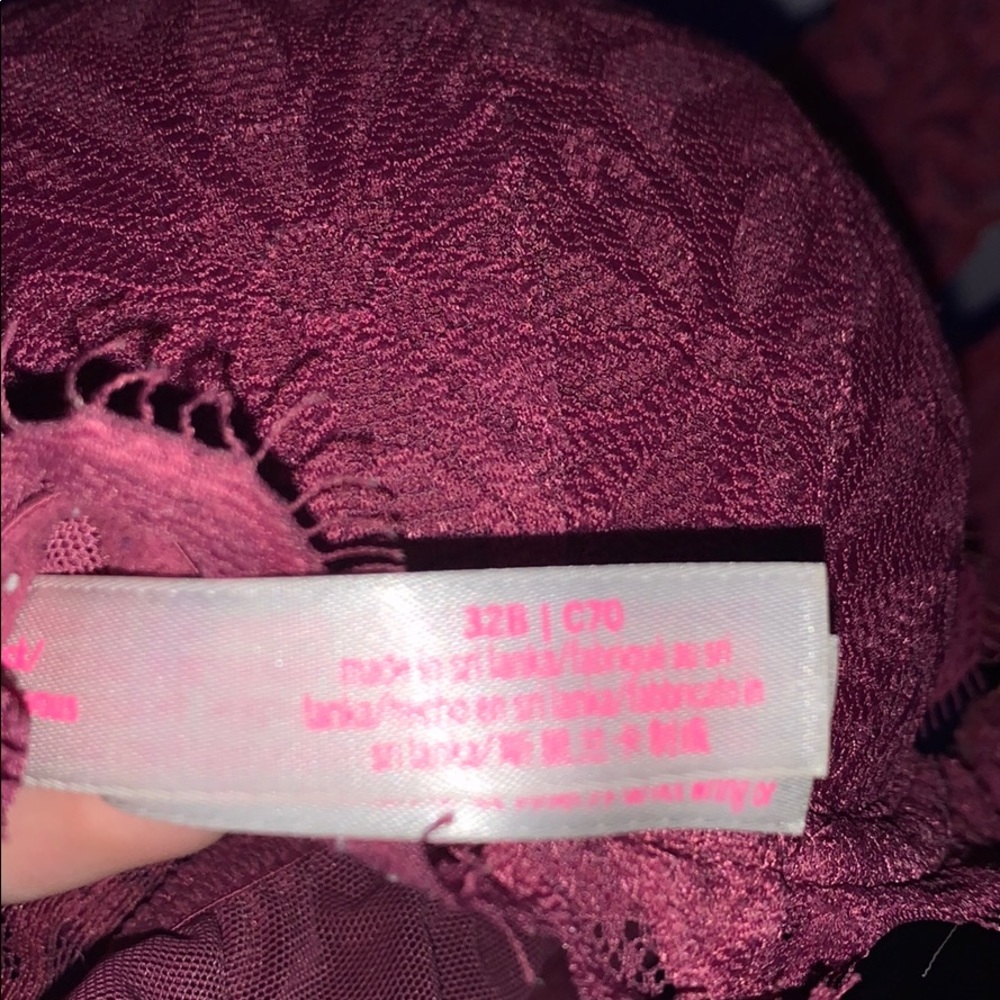 bra - Picture 2 of 2